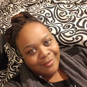 Meet your Posher, Cecily